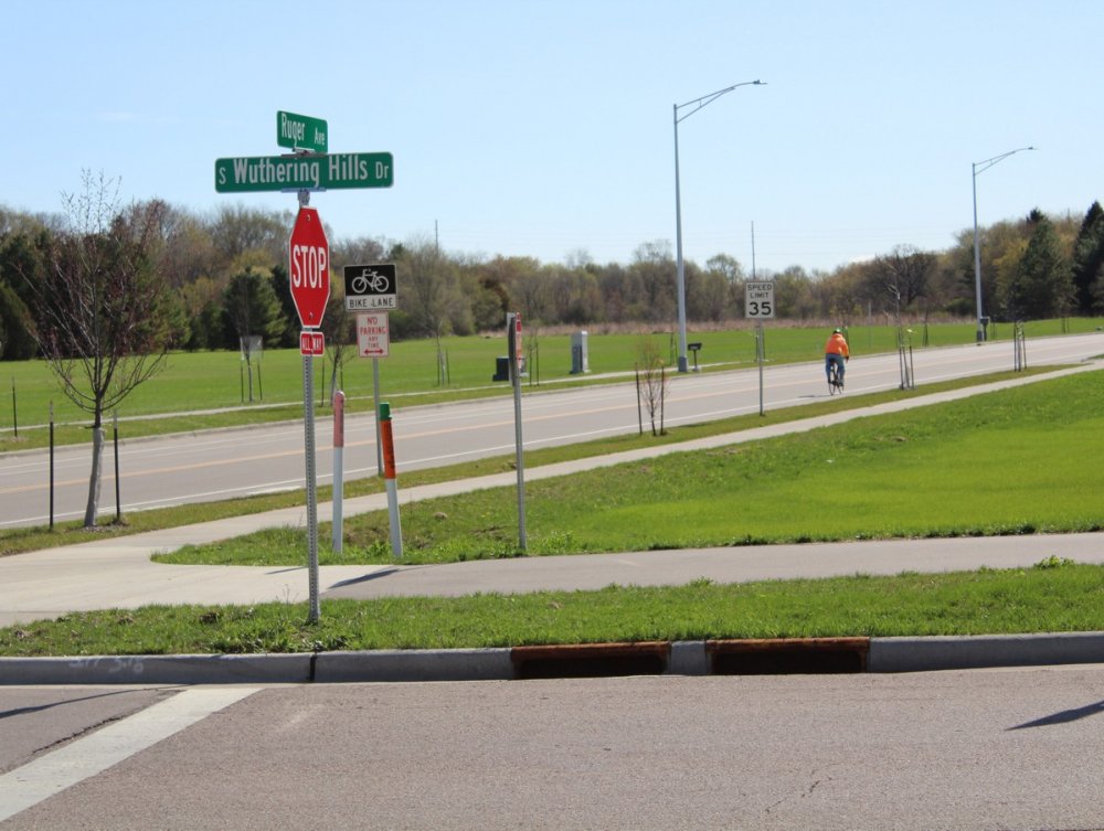 Ruger Avenue & Wright Road, Janesville