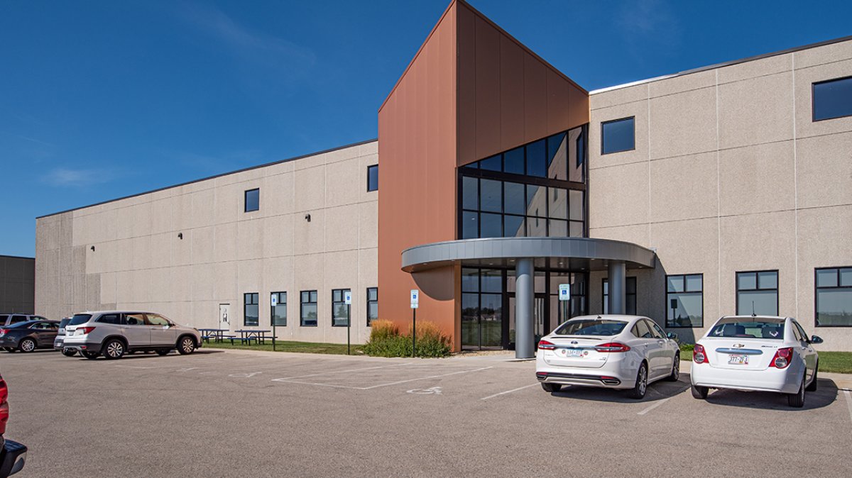 WAREHOUSES Projects Frank Silha & Sons, Inc.